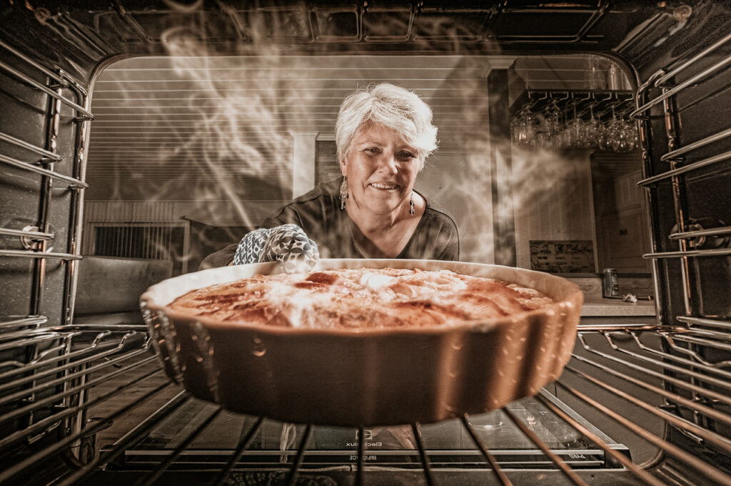 como chat gpt puede ayudar a una mama emprendedora en la cocina